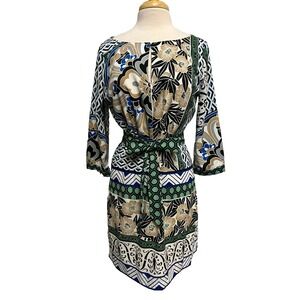 Hale Bob Silky Shift Dress Green Multi Color & Print Scoop Neck 3/4 Sleeve SZ M
